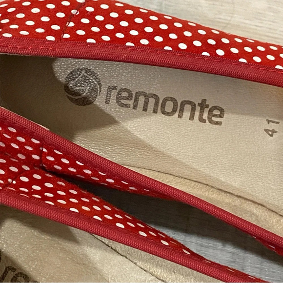 Remote NWOT Red and White Polka dot wedge slip on sandals Size 10-10.5 - Picture 11 of 16